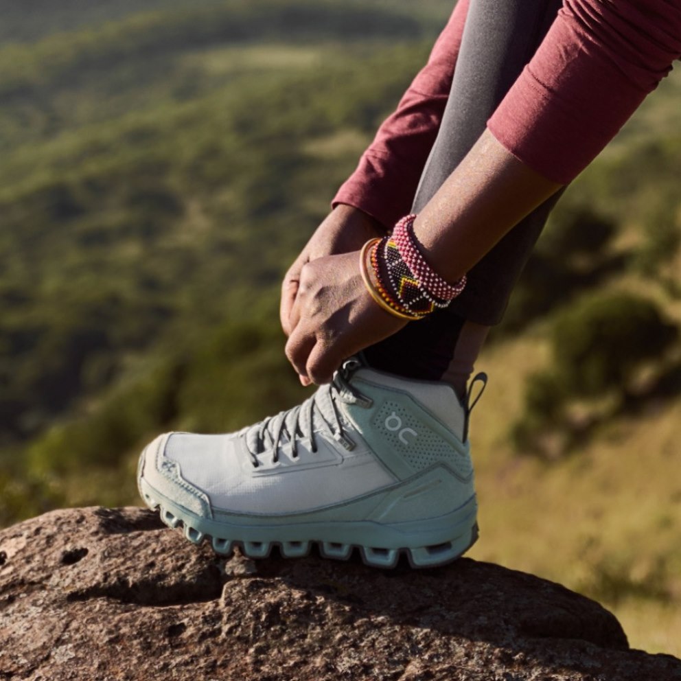 Dámské Turistické Boty On Running Cloudridge Bílé Mátově Zelená | CZ-BJ710